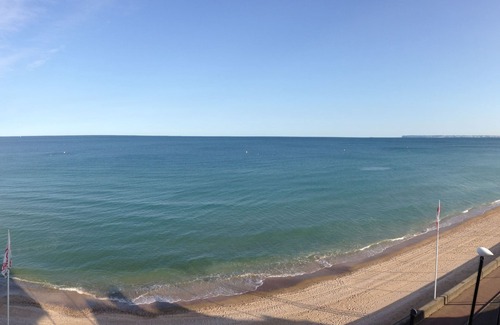 Blonville-sur-Mer Apartment | Bright Rooms with Balcony & Ocean View in Blonville