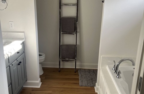 Northport House | Ideal 3-Bedroom Retreat Near UofA for Families