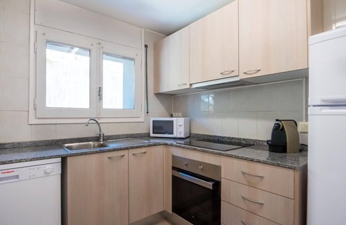 Incles Apartment | Perfect 3 Bedroom Apartment for Groups in Incles, C.PEP 5
