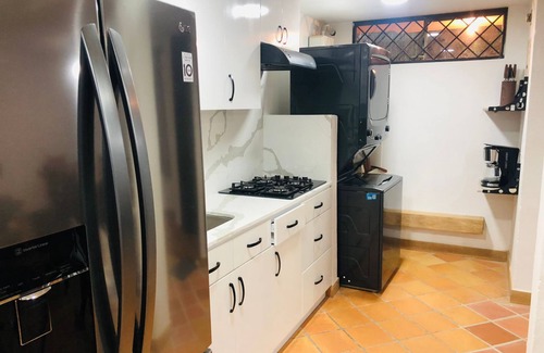 Retiro House | Spacious 3-Bedroom Retreat with Hot Tub in El Retiro
