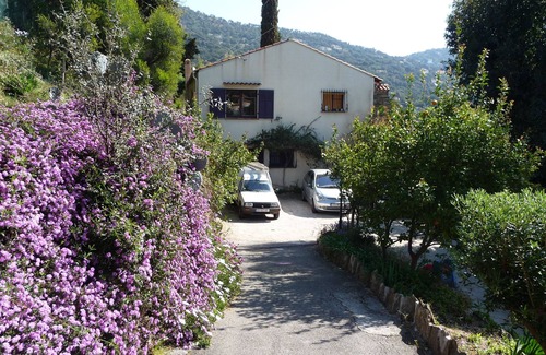 Le Rayol House | Cozy 3-Star Apartment with Sea View on the French Riviera