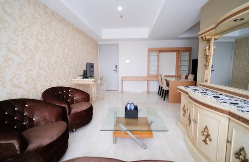 Surabaya Apartment | Family-Friendly 3Br Apartment Connected to Grand Sungkono