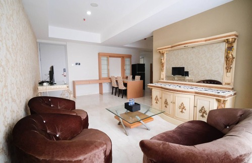 Surabaya Apartment | Family-Friendly 3Br Apartment Connected to Grand Sungkono