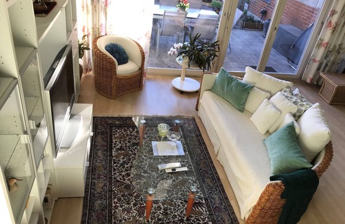 Minusio Apartment | Relaxing 4.5 Room Apartment with Pool and Garden Oasis