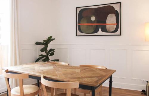 20th Arrondissement Apartment | Cozy 57m Retreat Near Ménilmontant with Family Amenities