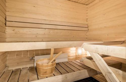 Etela-Kaarela Apartment | Comfortable 3-Bed Apartment with Sauna for Family Fun