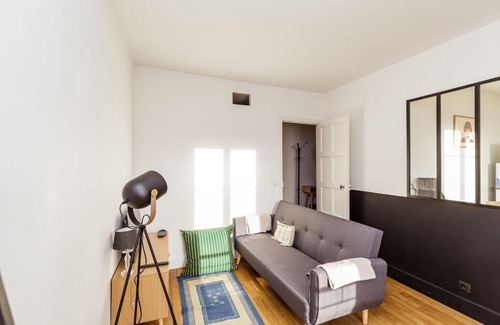 Clichy Apartment | Bright and Welcoming 42m2 Retreat in Central Clichy