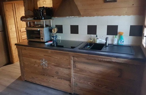 Bonneville Apartment | Cozy Apartment with Ocean View in Aravis, Guest Rated 10/10