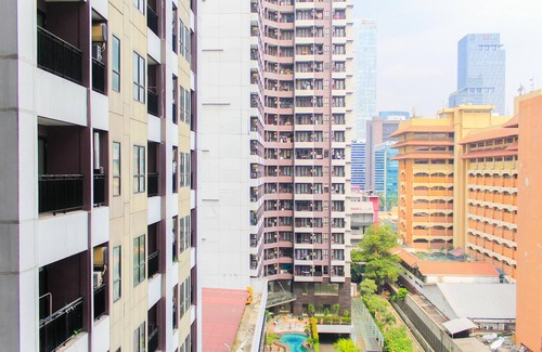 Senayan Apartment | Cozy Studio at Tamansari Semanggi - Pool & Kitchen Included