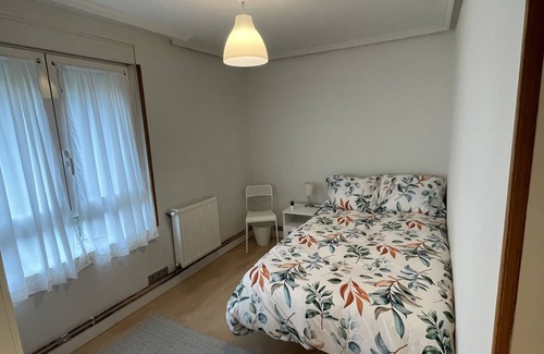 San Sebastian Apartment | Cozy Apartment near La Concha Beach with Spa and Hot Tub