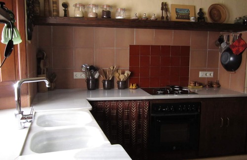 Peratallada House | Inviting House with Ocean View in Beautiful Peratallada