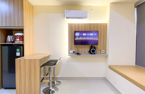 Cikarang Apartment | Cozy Studio Retreat at Pollux Chadstone with Pool Access