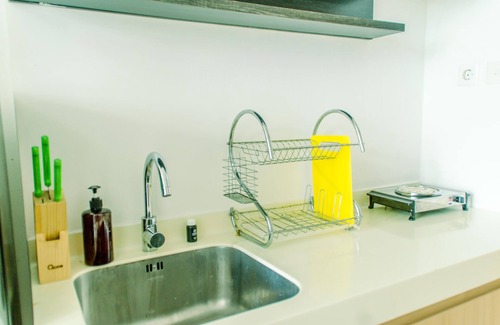 Cikokol Apartment | Cozy Studio Retreat at Tree Park City with Pool Access