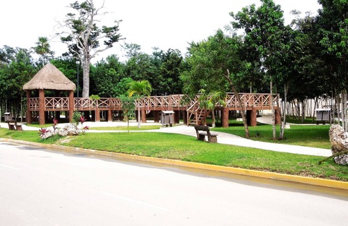 Cancun Apartment | Family-Friendly Apartment in Cancún with Pool & Spa