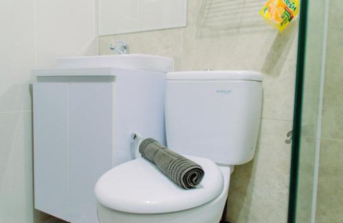 Ciputat Apartment | Stylish Studio at Transpark Bintaro Apartment by Travelio