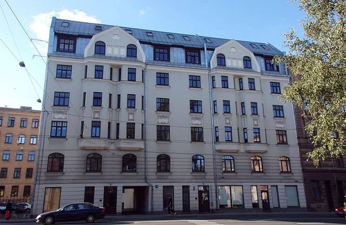 Maskavas Forstate Apartment | Cozy Retreat in Riga's Heart Near Daugava Promenade