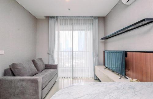 Semanggi Apartment | Strategic 1BR Retreat at Ciputra World 2 with Pool Access