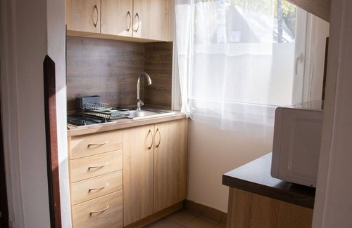 Hradec Kralove House | Inviting Villa Apartment for 12 with WIFI and Pet-Friendly