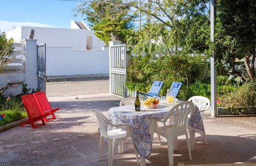 Torre Specchia Ruggeri Apartment | Nice apartment for 4 people with WIFI, TV and pets allowed, close to Otranto