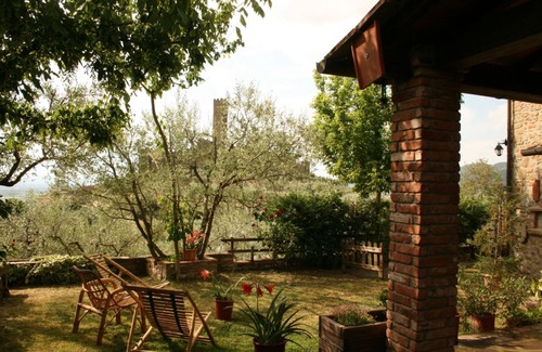 Montecchio Apartment | Cozy Apartment for 4 with Kitchen near Charming Cortona