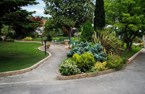 Roseto degli Abruzzi Villa | Cozy Villa Apartment for 6 with Ocean View and Free WIFI