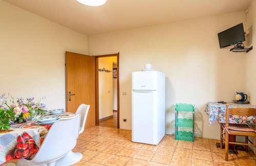 Capannori Apartment | Renovated Farmhouse: Cozy B&B and Apartments Await You