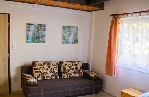 Hradec Kralove House | Nice apartment in villa for 12 people with WIFI, TV, patio, pets allowed and parking