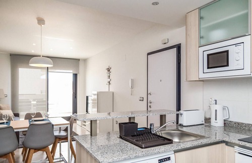 Els Arenals del Sol Apartment | Inviting 2-Bedroom Accommodation in Los Arenales del Sol