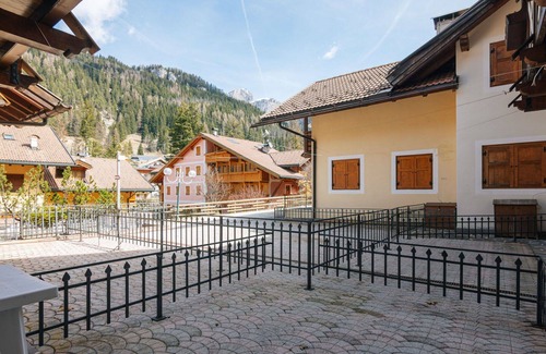 Campitello di Fassa Apartment | Nice apartment for 5 people with WIFI and pets allowed
