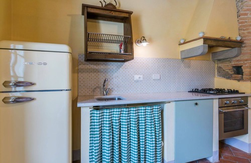 Rosignano Marittimo Apartment | Nice apartment for 7 people with pool, A/C, WIFI, TV, patio, pets allowed and panoramic view