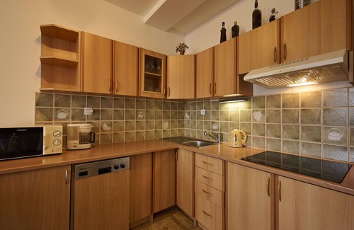 Albrechtice v Jizerskych horach Apartment | Inviting Apartment for Four with Balcony, WIFI & Kitchen