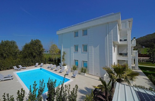 Lonato del Garda Apartment | Serene 1 Bedroom Retreat in Lonato del Garda with Pool