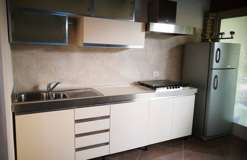 Lonato del Garda Apartment | Cozy Self-Contained Apartment on Beautiful Lake Garda