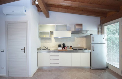 Lonato del Garda Apartment | Cozy Self-Contained Apartment on Beautiful Lake Garda