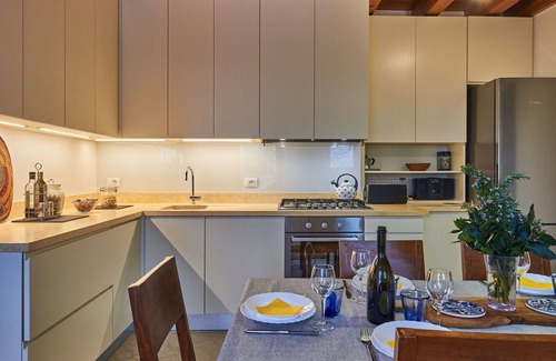 Caprino Veronese House | Inviting Villa Apartment for 8 with Lake View & Patio
