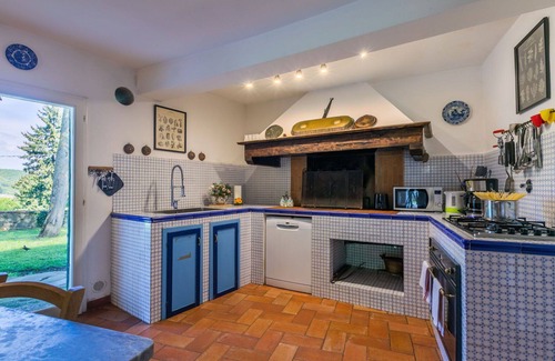 Torsoli Villa | Inviting Villa Apartment with Private Pool and Terrace