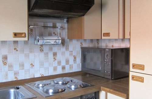 Bremen Apartment | Stylish Apartment with WLAN & Parking in Achim/b.Bremen