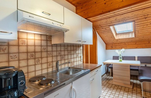Agsdorf Apartment | Cozy Apartment for 4 with WIFI, Patio, and Pet-Friendly Stay