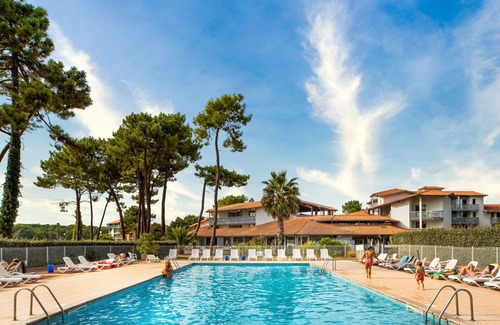 Vieux-Boucau-les-Bains Apartment | Nice apartment for 6 people with pool, WIFI, TV, terrace and pets allowed