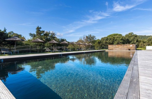 Santa Giulia Apartment | Ideal 4-Person Apartment with Pool and Ocean View