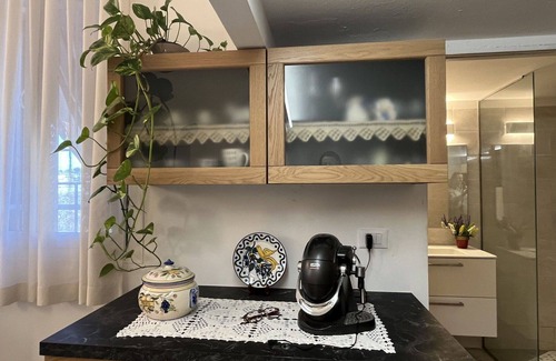 Pantai Apartment | Inviting Apartment for 4 with Ocean View and Patio