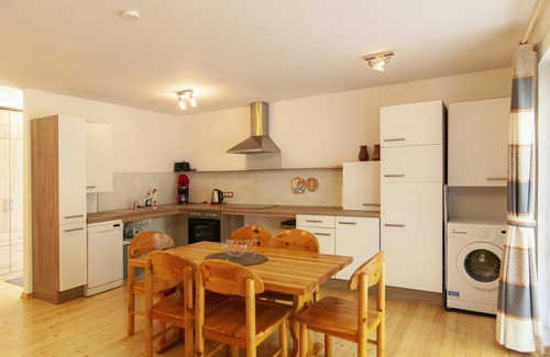 Trarbach Apartment | Spacious Apartment for 19 with Hot Tub & Pet-Friendly Options