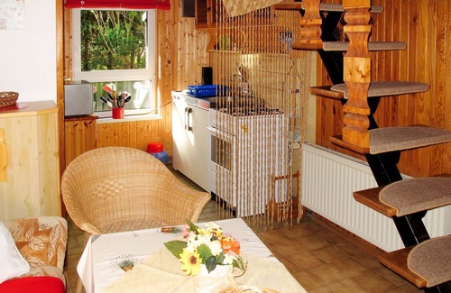 Quetzin Apartment | Cozy Apartment for Two with Lake View & Pet-Friendly Perks