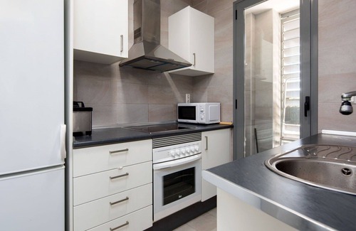 Vergel Apartment | Cozy Apartment for Two with Pool, Ocean View & Pets Welcome