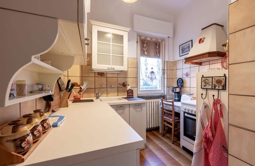 Bracchio Apartment | Cozy Apartment for 2 with Lake View and Pet-Friendly Perks