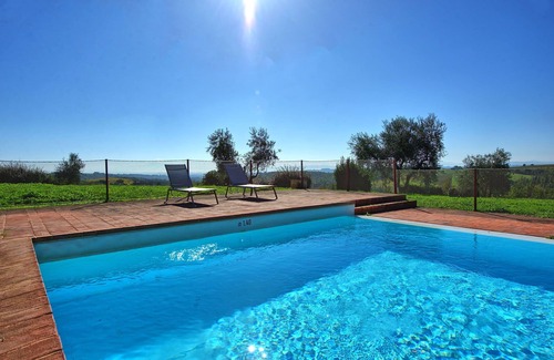 Castelnuovo Berardenga Apartment | Cozy Apartment with Pool & Panoramic Views Near Siena