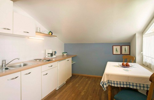 Postal Apartment | Cozy Apartment for Two with Pool, A/C, and Free Parking