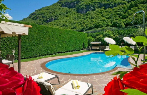 Postal Apartment | Cozy Apartment for Two with Pool, A/C, and Free Parking