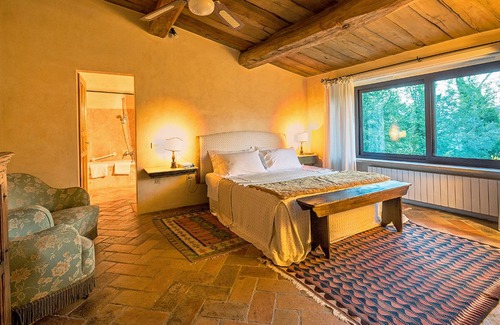 Umbertide Apartment | Nice apartment for 3 guests with WIFI, A/C, pool, TV, panoramic view and parking
