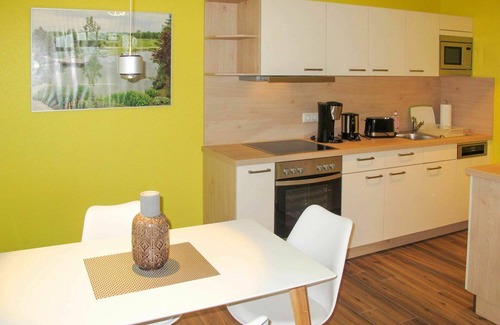 Splietsdorf Apartment | Cozy Apartment for 3 with Balcony and Free WIFI